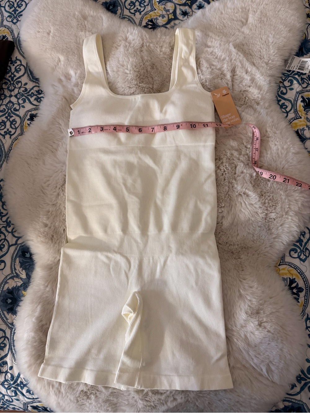 Seamless Sculpting Romper - Picture 6 of 11